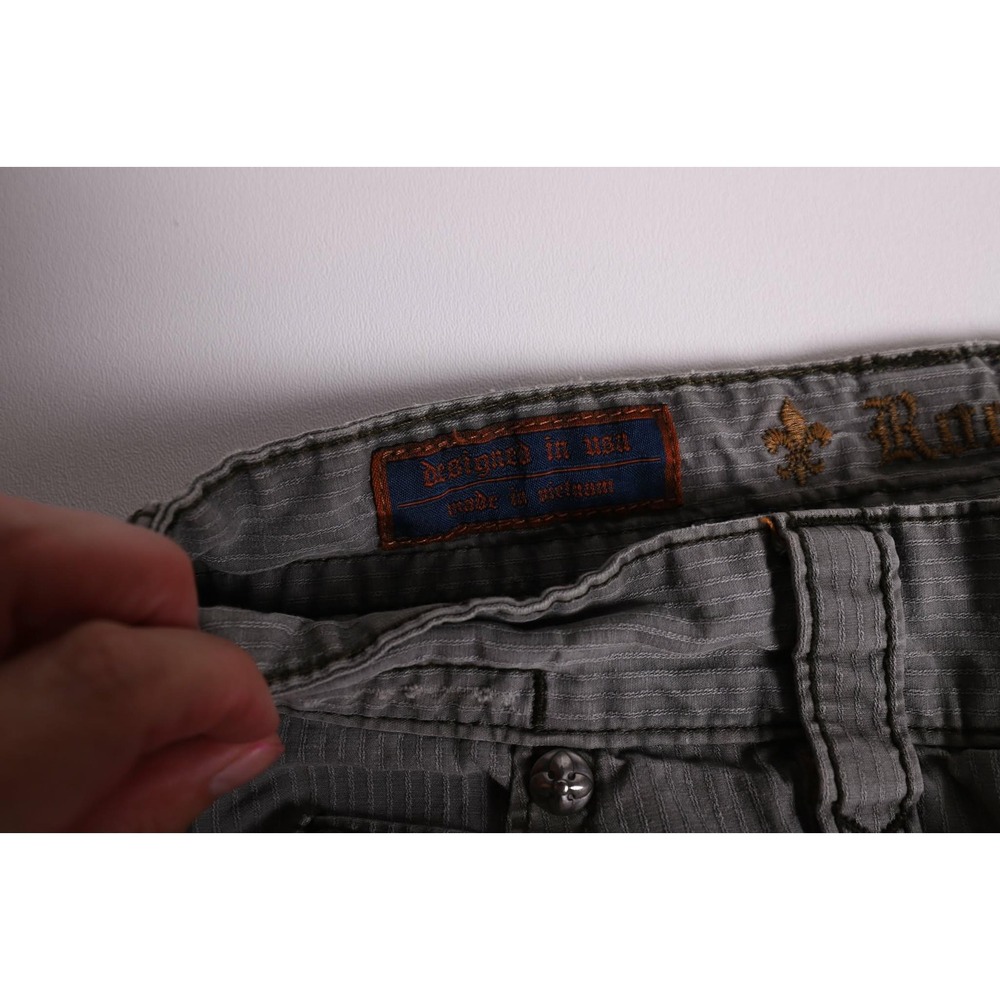 Rock Revival Mens Grey Pinstripe Cargo Shorts Size 34 Fleur De Lis Y2K Utility - Picture 4 of 8